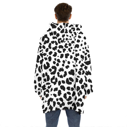 Black And White Jaguar Pattern Print Hoodie Blanket