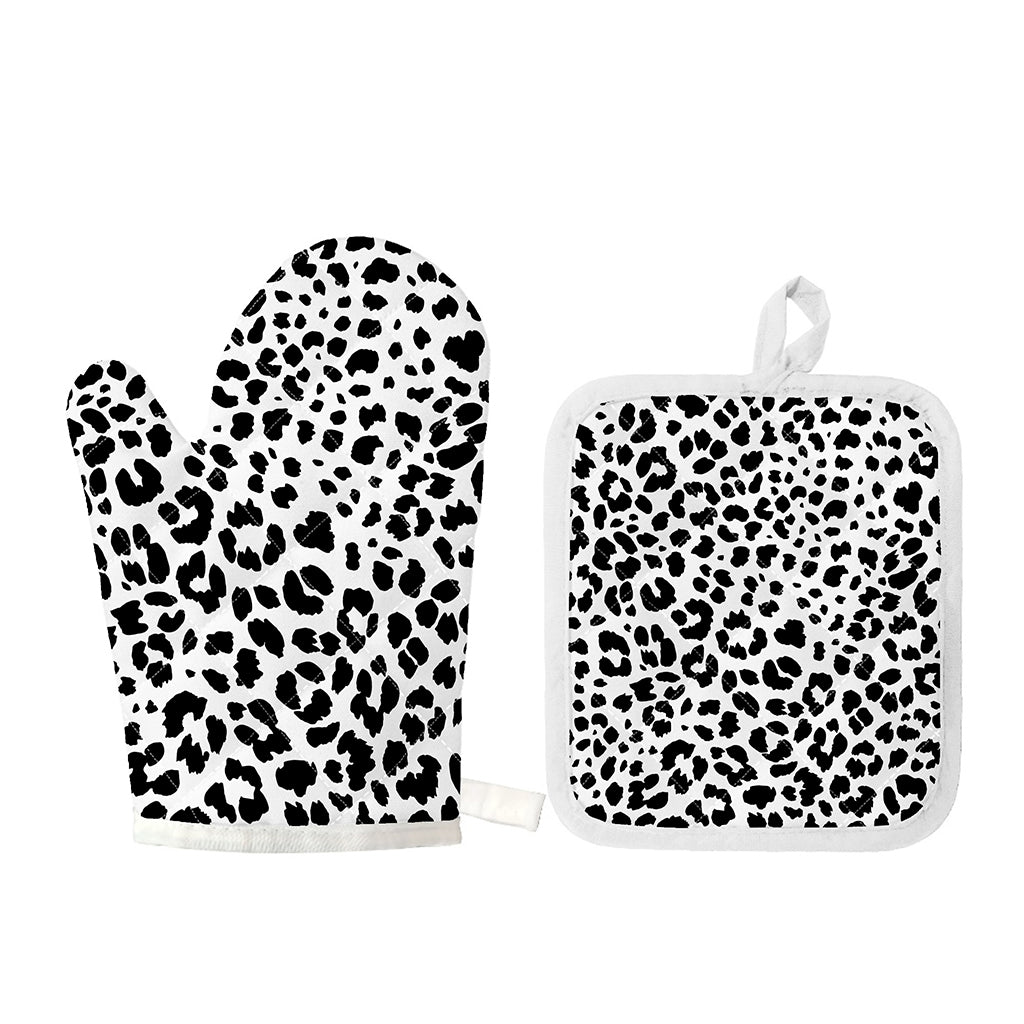 Black And White Jaguar Pattern Print Oven Mitt And Pot Holder Set