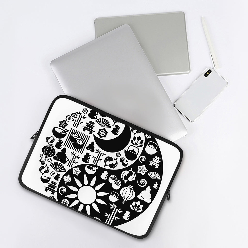 Black And White Japanese Yin Yang Print Laptop Sleeve
