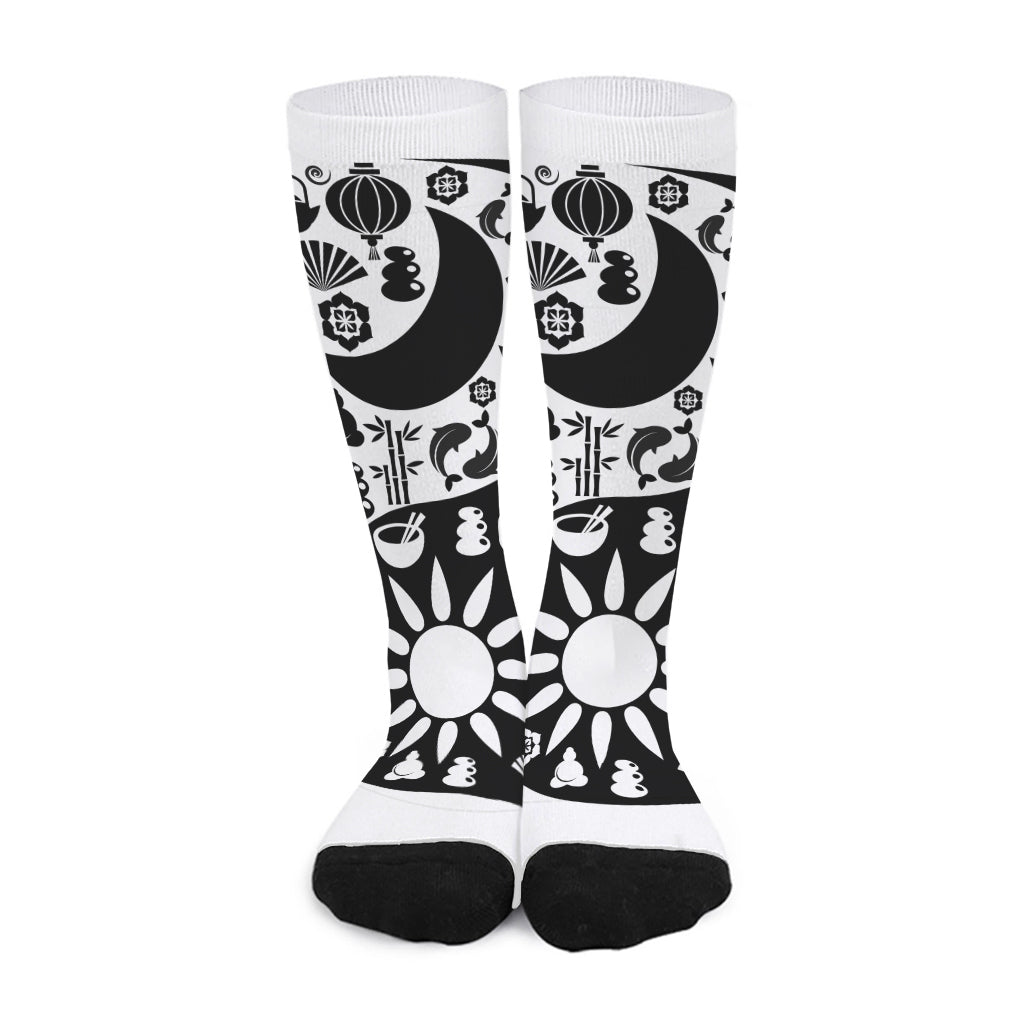 Black And White Japanese Yin Yang Print Long Socks