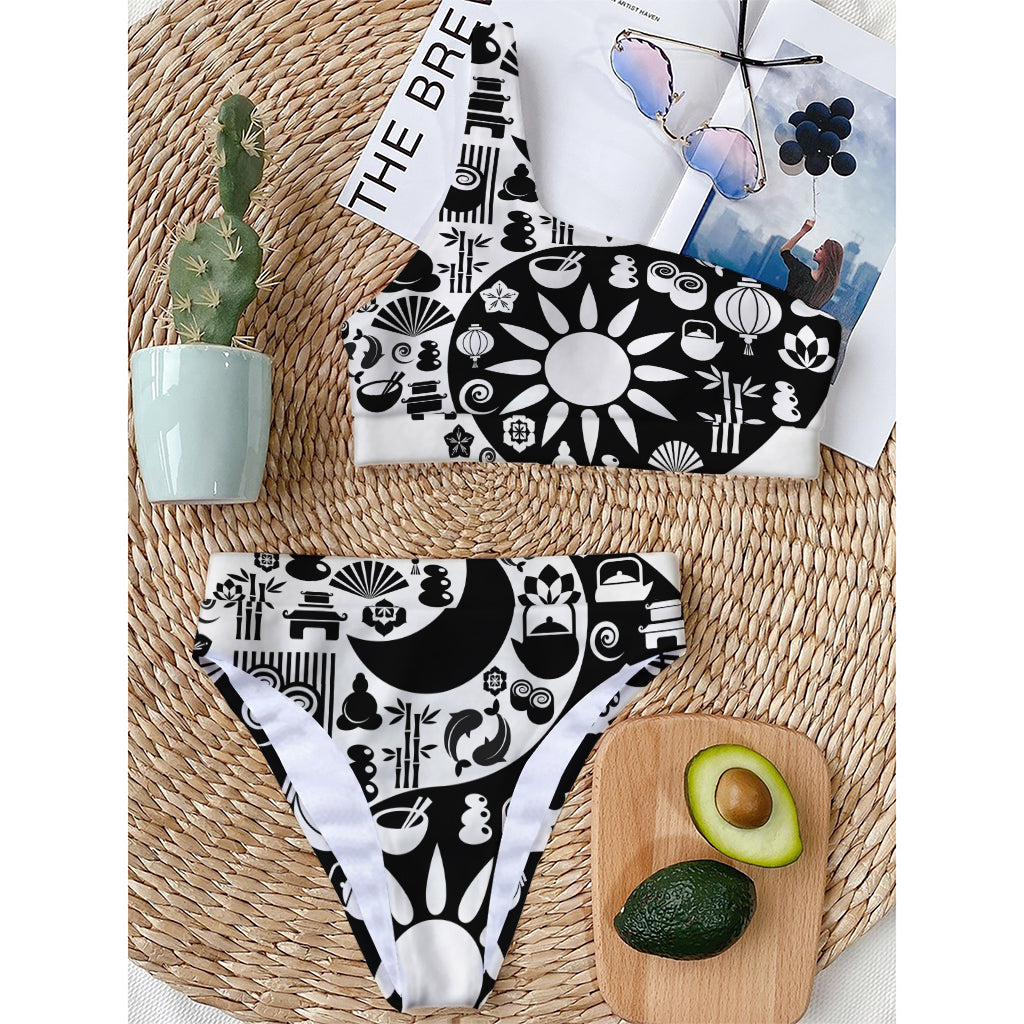 Black And White Japanese Yin Yang Print One Shoulder Bikini Top