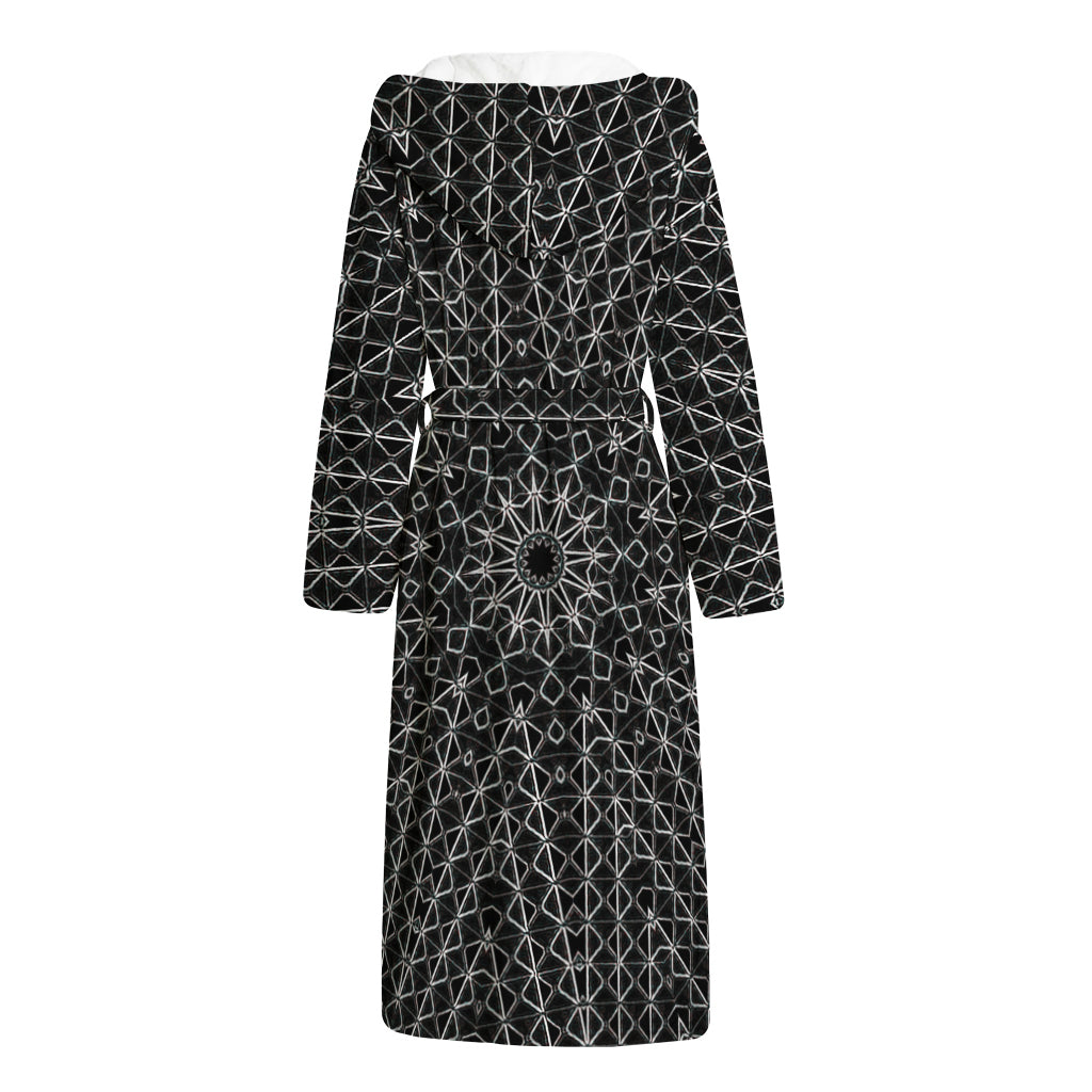 Black And White Kaleidoscope Print Hooded Bathrobe
