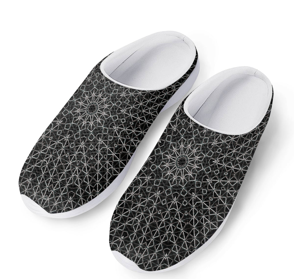 Black And White Kaleidoscope Print Mesh Casual Shoes