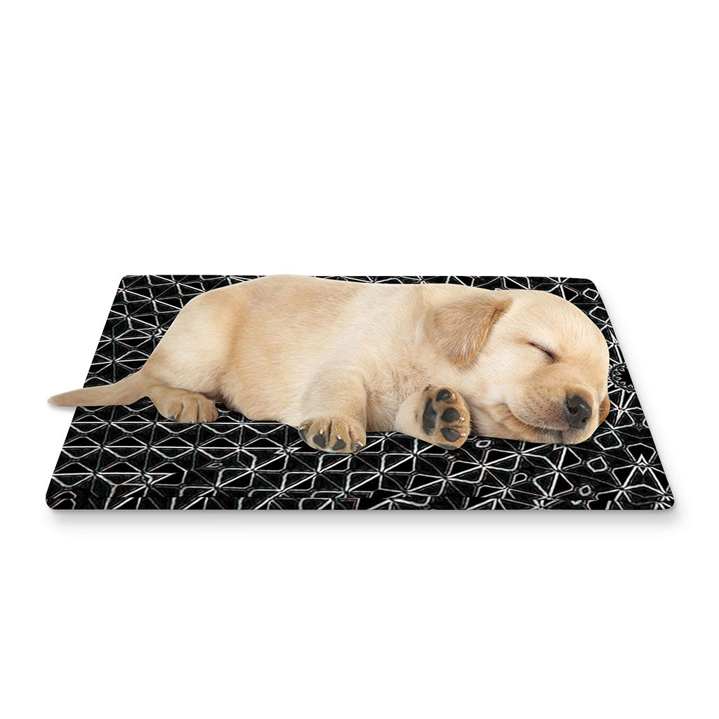 Black And White Kaleidoscope Print Pet Cooling Mat Cover