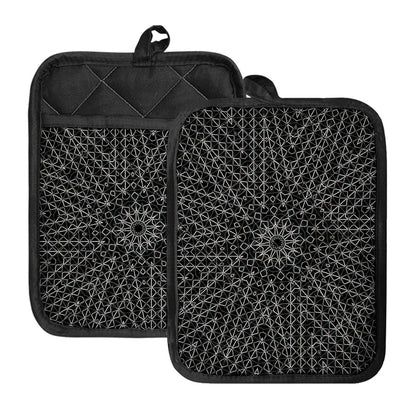 Black And White Kaleidoscope Print Pot Holders With Pocket