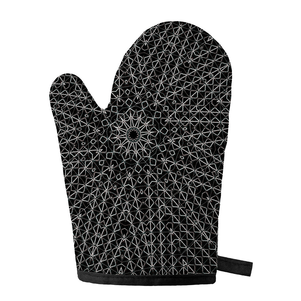 Black And White Kaleidoscope Print Single Oven Mitt