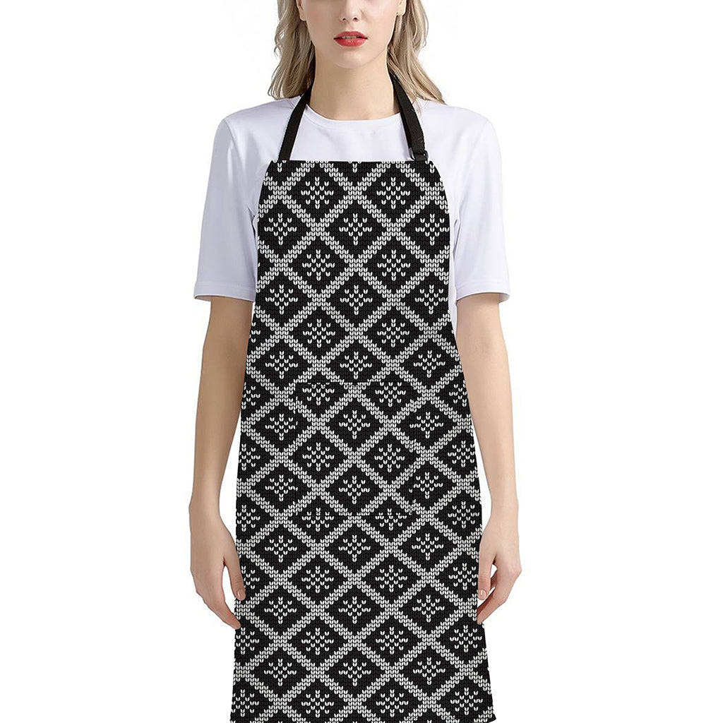 Black And White Knitted Pattern Print Bib Apron With Pocket