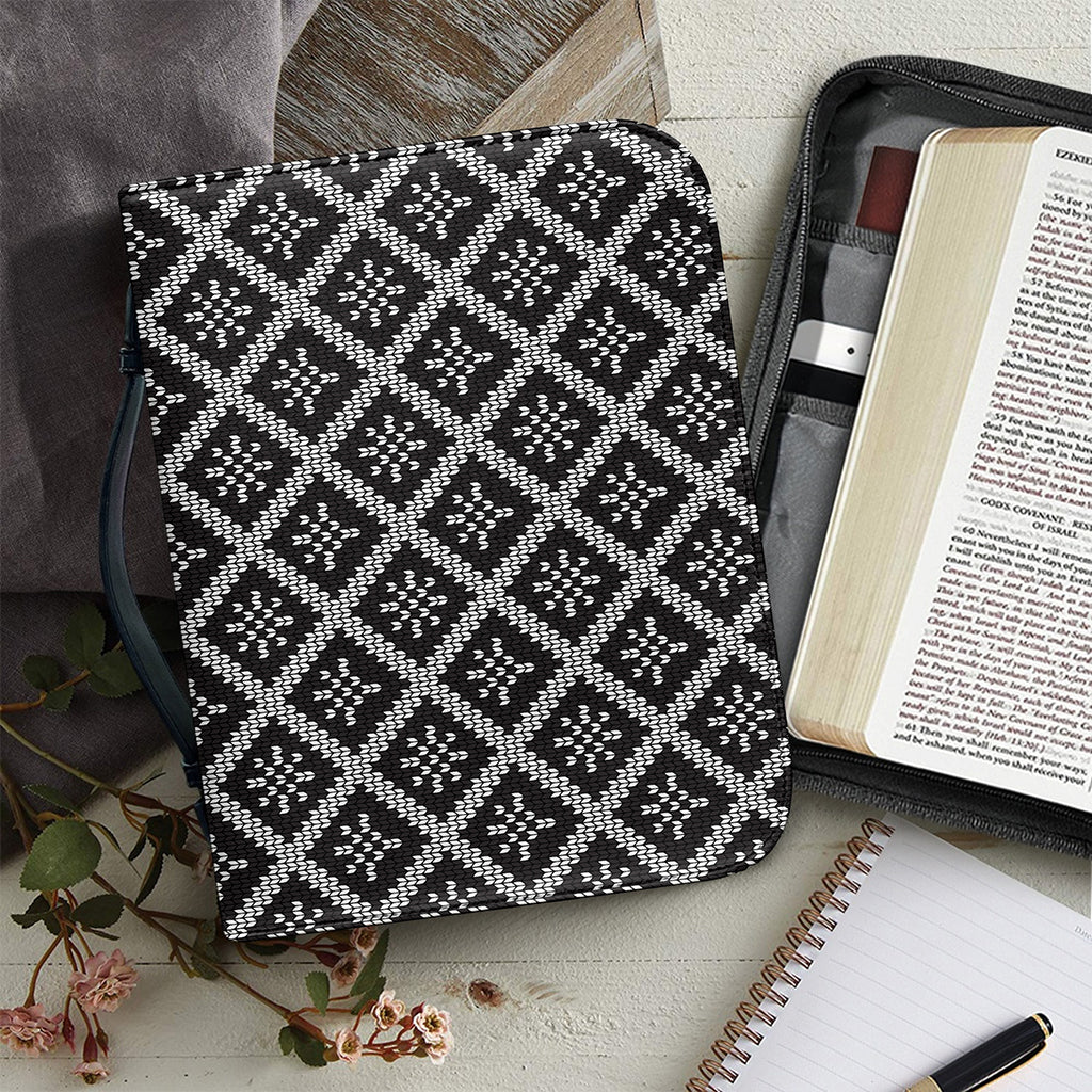 Black And White Knitted Pattern Print Leather Bible Cover