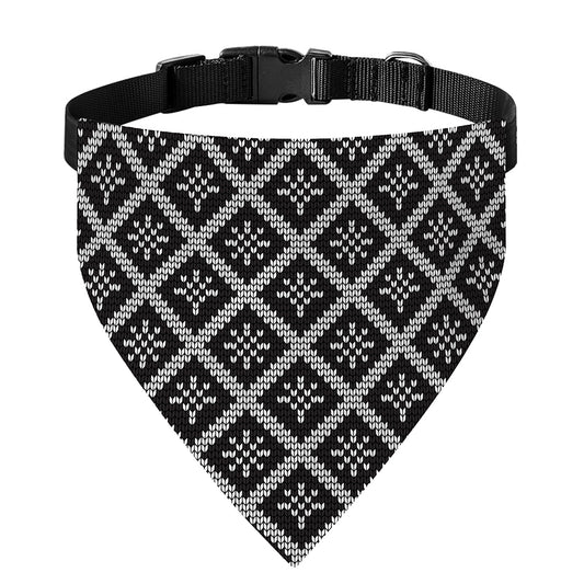 Black And White Knitted Pattern Print Over The Collar Dog Bandana