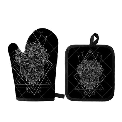 Black And White Leo Sign Print Oven Mitt And Pot Holder Set