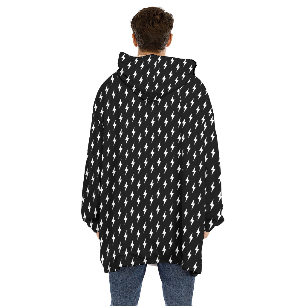 Black And White Lightning Pattern Print Hoodie Blanket