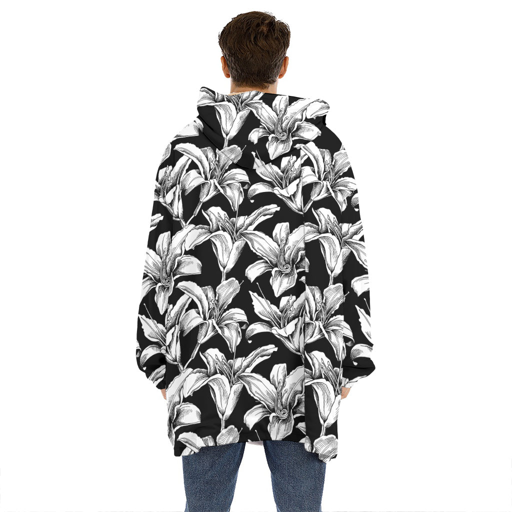 Black And White Lily Pattern Print Hoodie Blanket