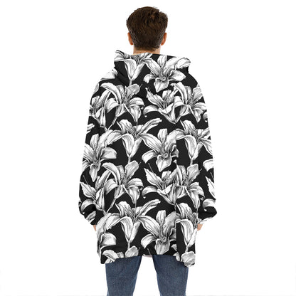 Black And White Lily Pattern Print Hoodie Blanket