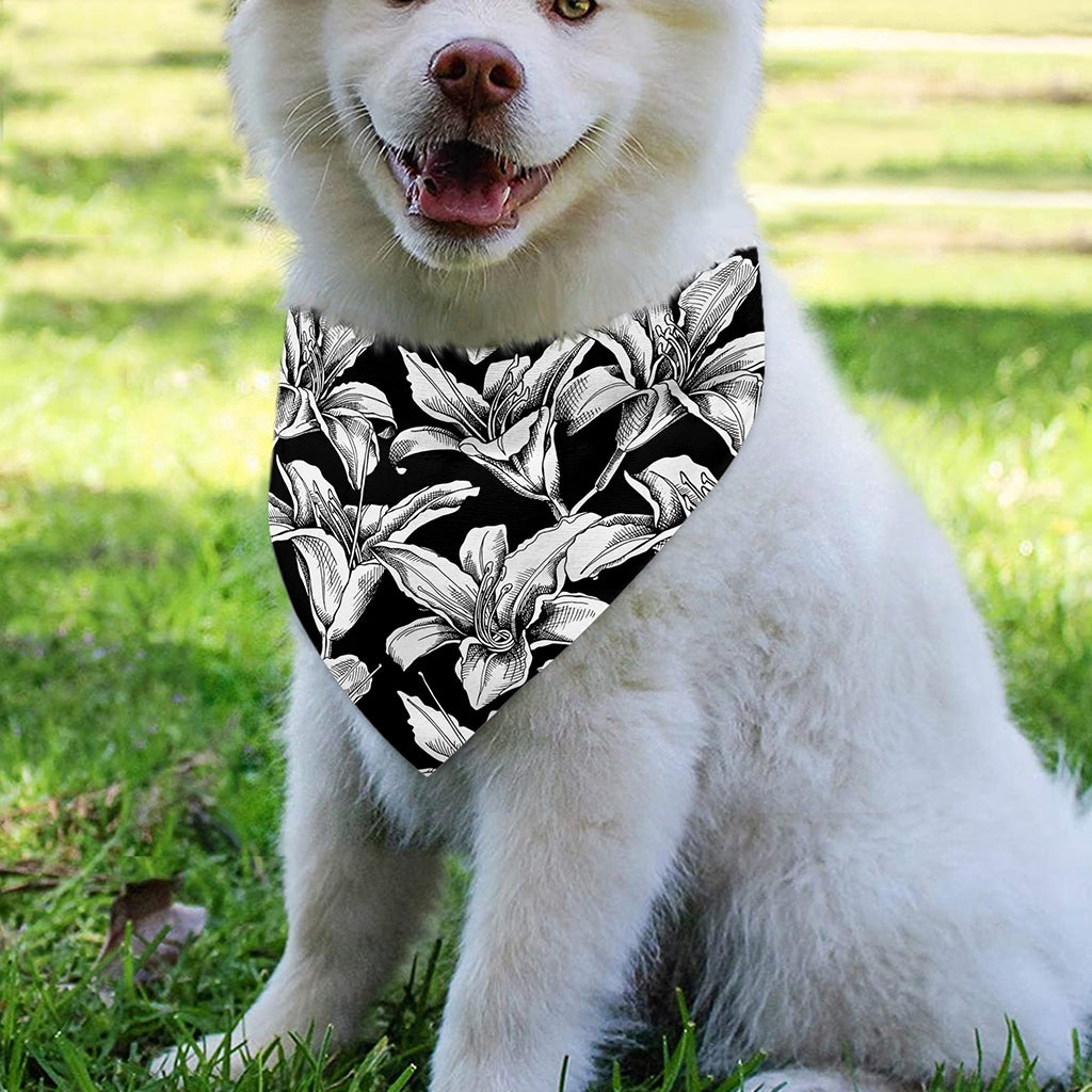 Black And White Lily Pattern Print Over The Collar Dog Bandana