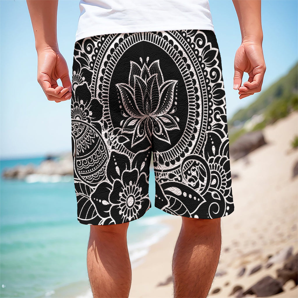 Black And White Lotus Flower Print Men's Cargo Shorts