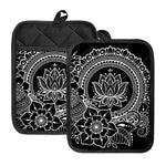 Black And White Lotus Flower Print Pot Holders With Pocket