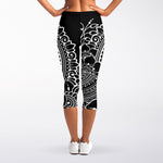 Black And White Lotus Flower Print Women's Capri Leggings