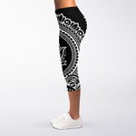 Black And White Lotus Flower Print Women's Capri Leggings