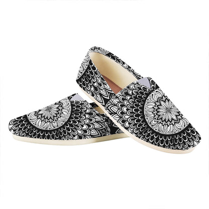 Black And White Mandala Print Casual Shoes