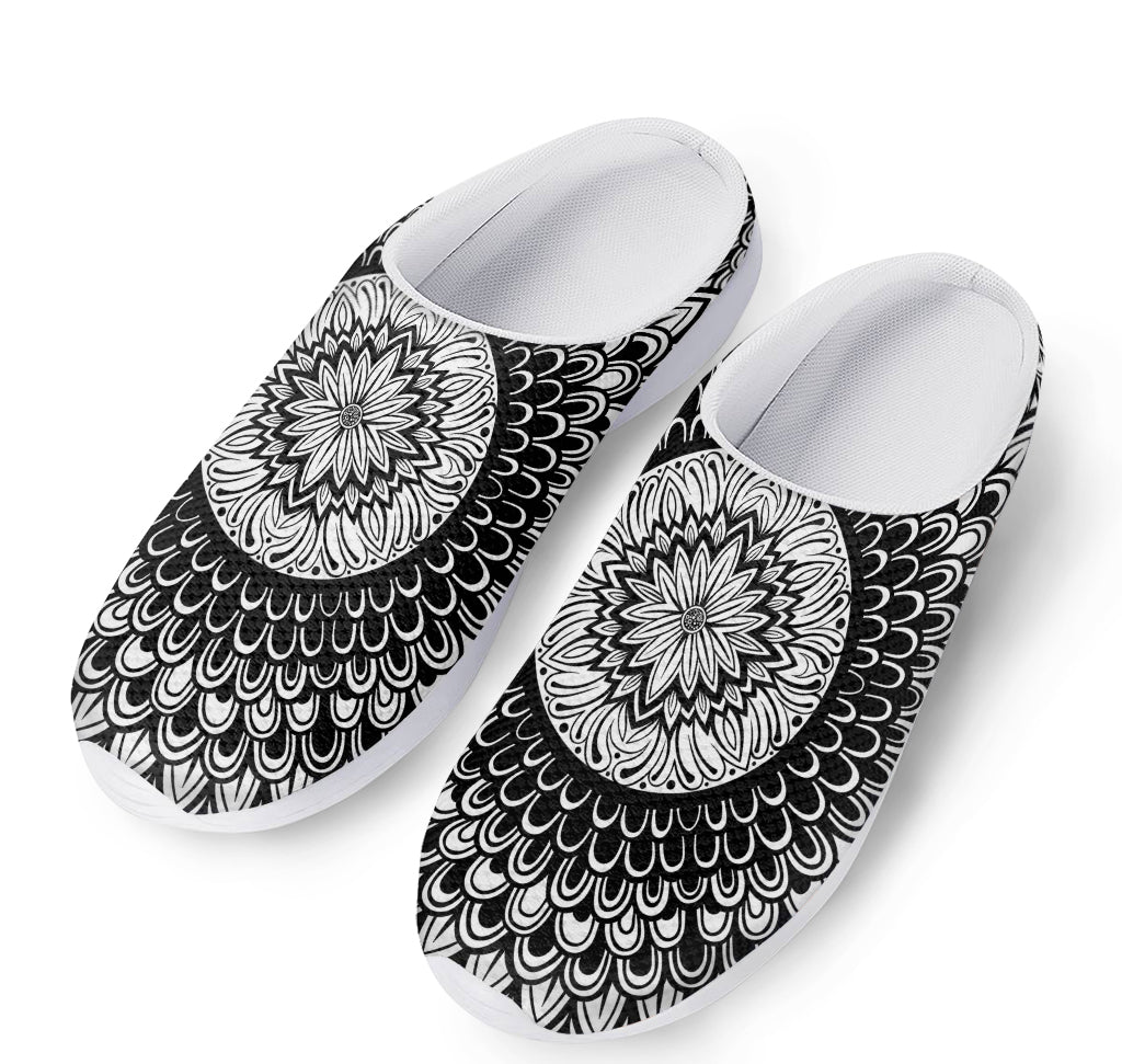 Black And White Mandala Print Mesh Casual Shoes