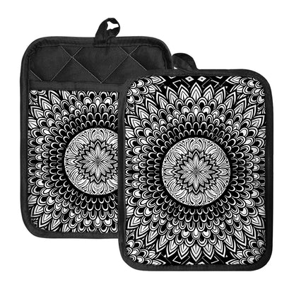 Black And White Mandala Print Pot Holders With Pocket