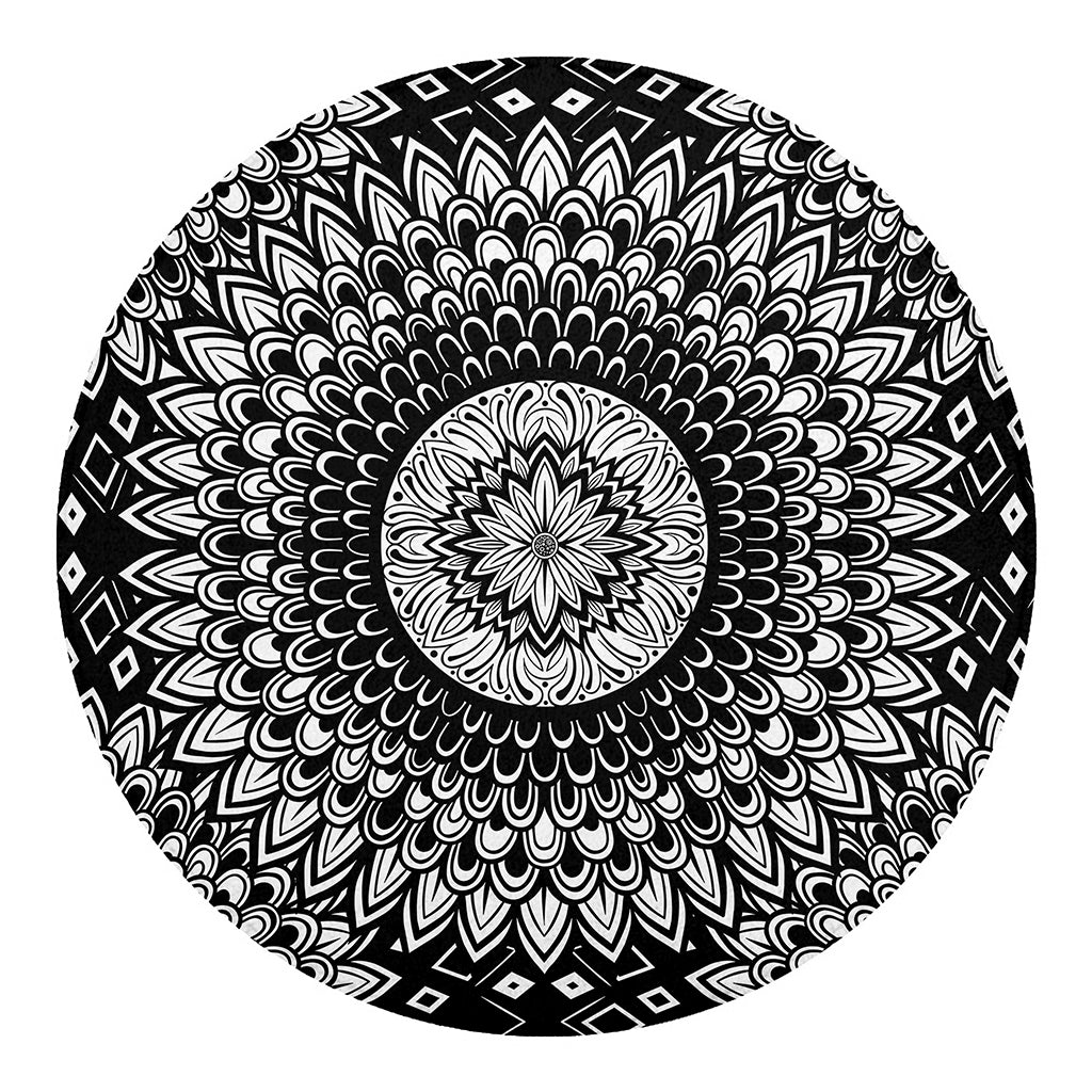Black And White Mandala Print Round Blanket