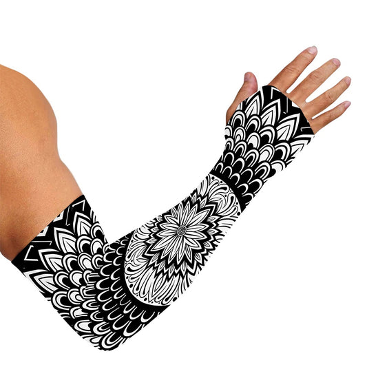 Black And White Mandala Print Sun Protection Arm Sleeves