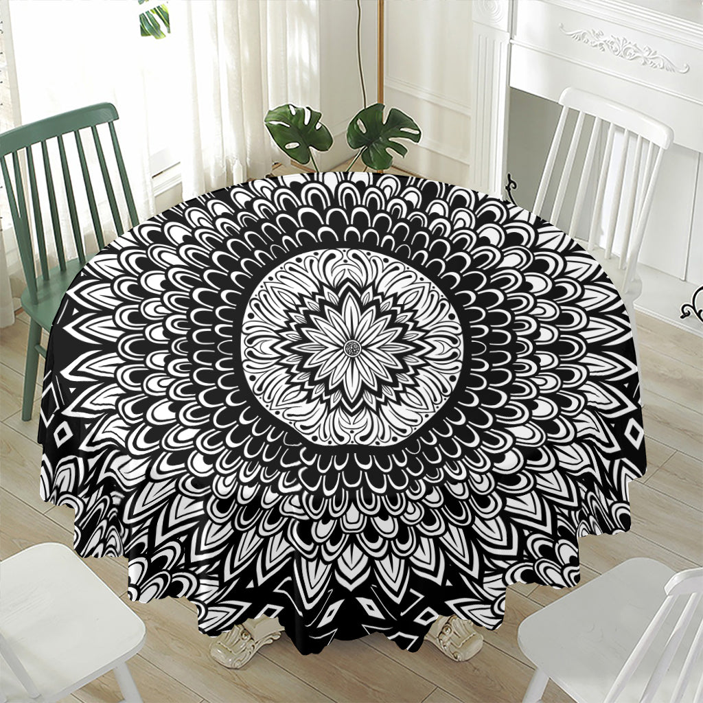 Black And White Mandala Print Waterproof Round Tablecloth