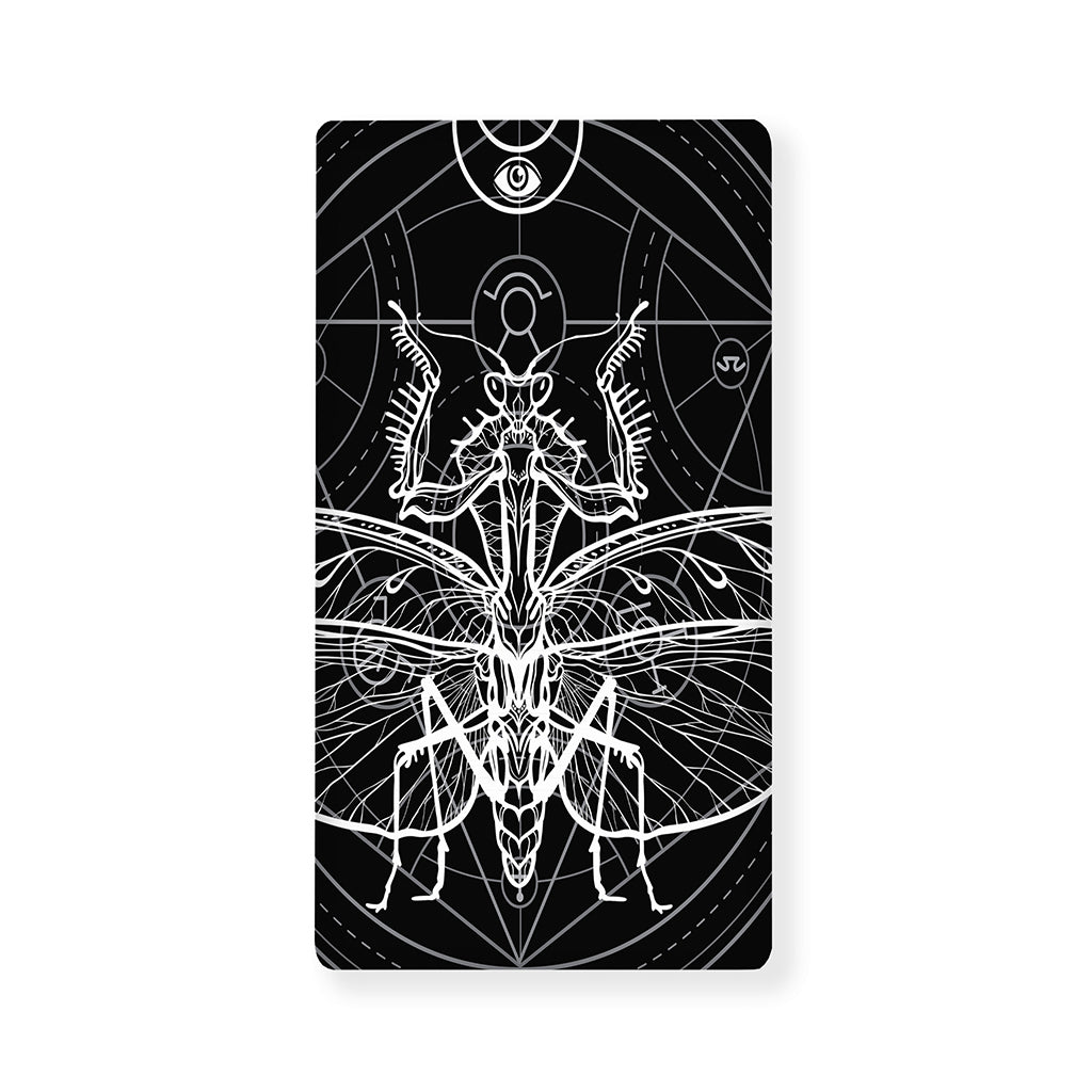 Black And White Mantis Spirit Print Baby Crib Sheet