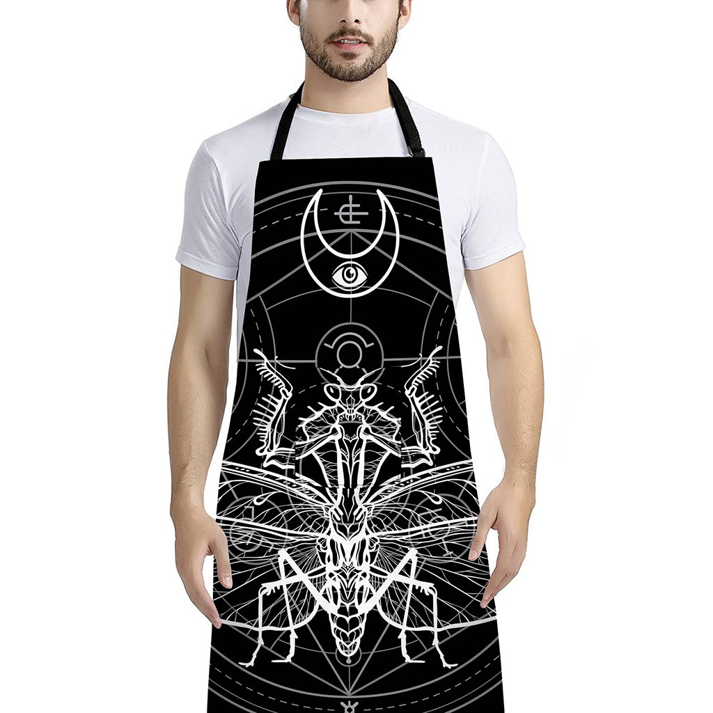 Black And White Mantis Spirit Print Bib Apron With Pocket