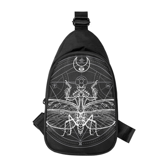 Black And White Mantis Spirit Print Chest Bag