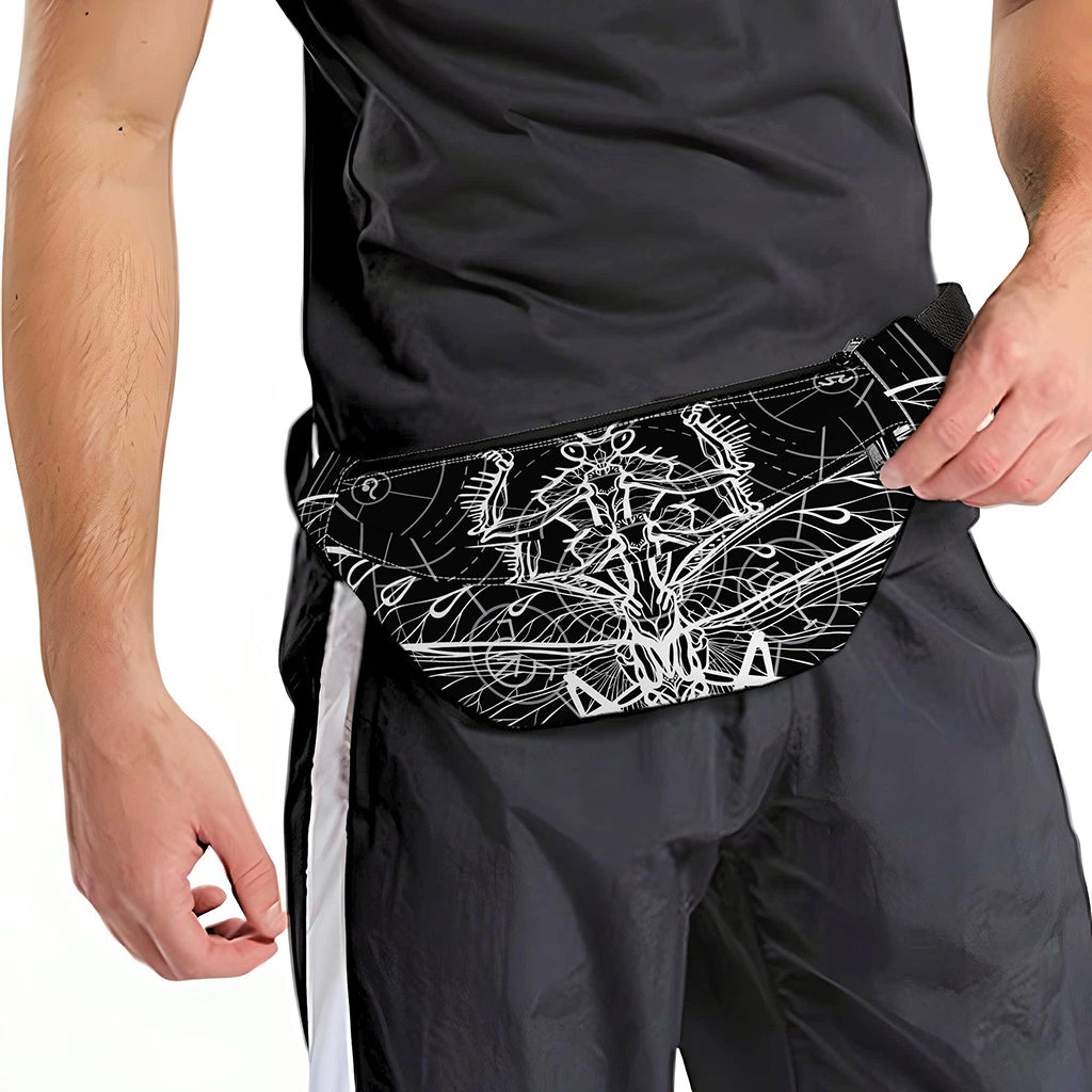 Black And White Mantis Spirit Print Fanny Pack