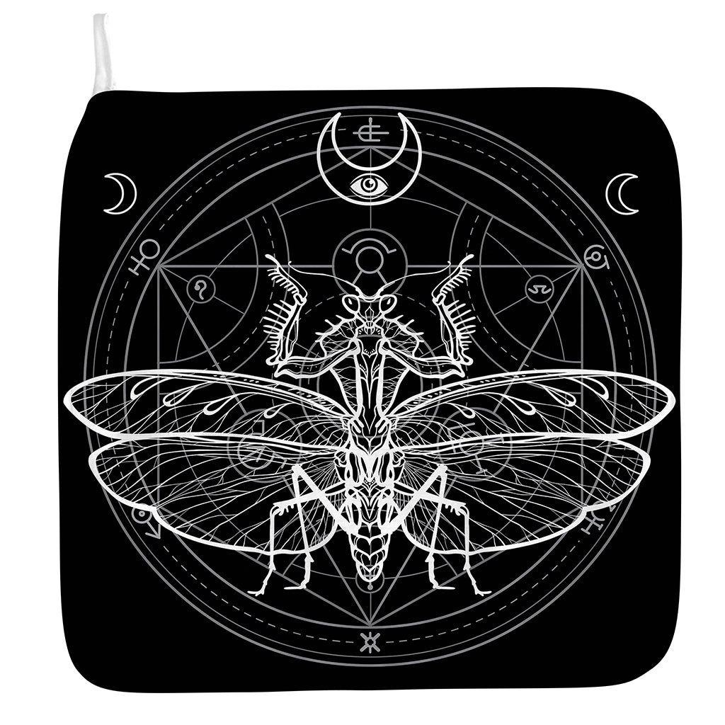 Black And White Mantis Spirit Print Hand Towel