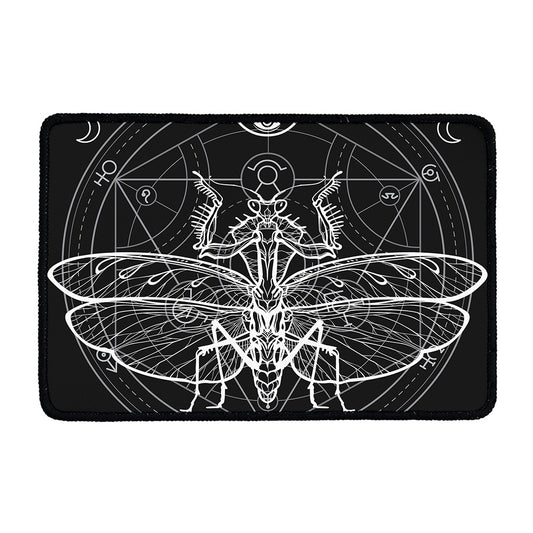 Black And White Mantis Spirit Print Kitchen Mat