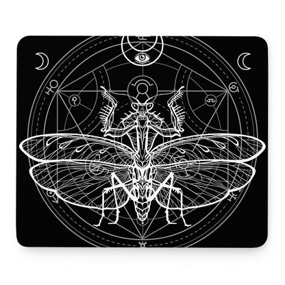 Black And White Mantis Spirit Print Mouse Pad