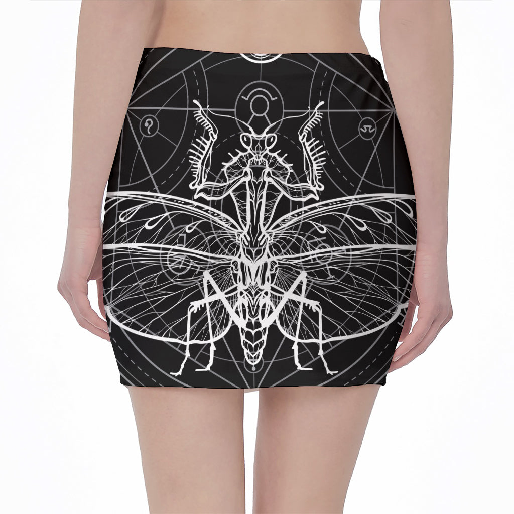 Black And White Mantis Spirit Print Pencil Mini Skirt