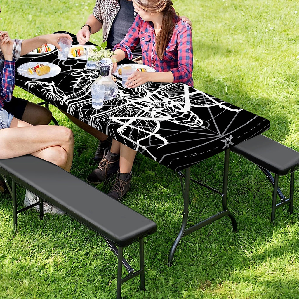 Black And White Mantis Spirit Print Picnic Table Cover