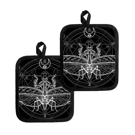 Black And White Mantis Spirit Print Pot Holders
