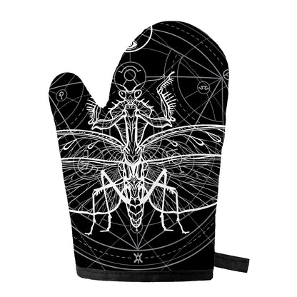 Black And White Mantis Spirit Print Single Oven Mitt