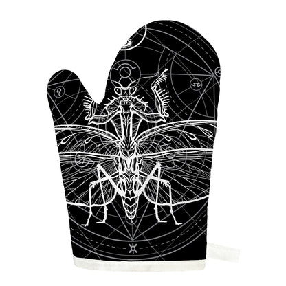 Black And White Mantis Spirit Print Single Oven Mitt