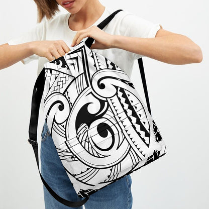 Black And White Maori Pattern Print Drawstring Backpack