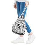 Black And White Maori Pattern Print Drawstring Bag