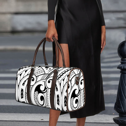 Black And White Maori Pattern Print Duffle Bag