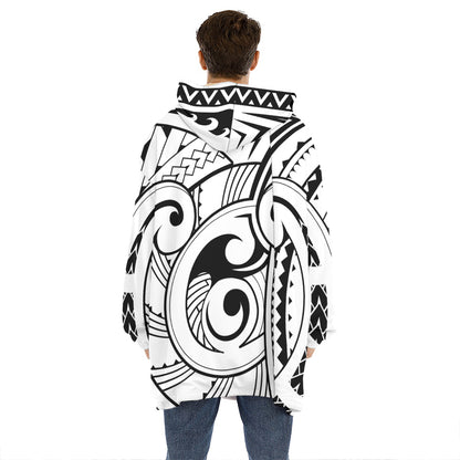 Black And White Maori Pattern Print Hoodie Blanket