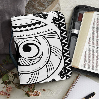 Black And White Maori Pattern Print Leather Bible Cover