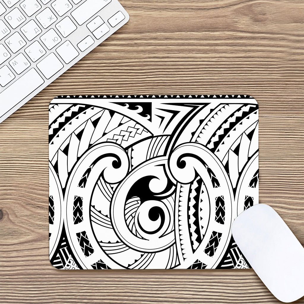 Black And White Maori Pattern Print Mouse Pad