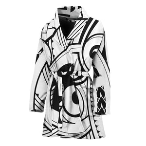 Black And White Maori Pattern Print Women's Bathrobe