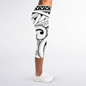 Black And White Maori Pattern Print Women's Capri Leggings