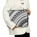 Black And White Maori Polynesian Print Laptop Sleeve
