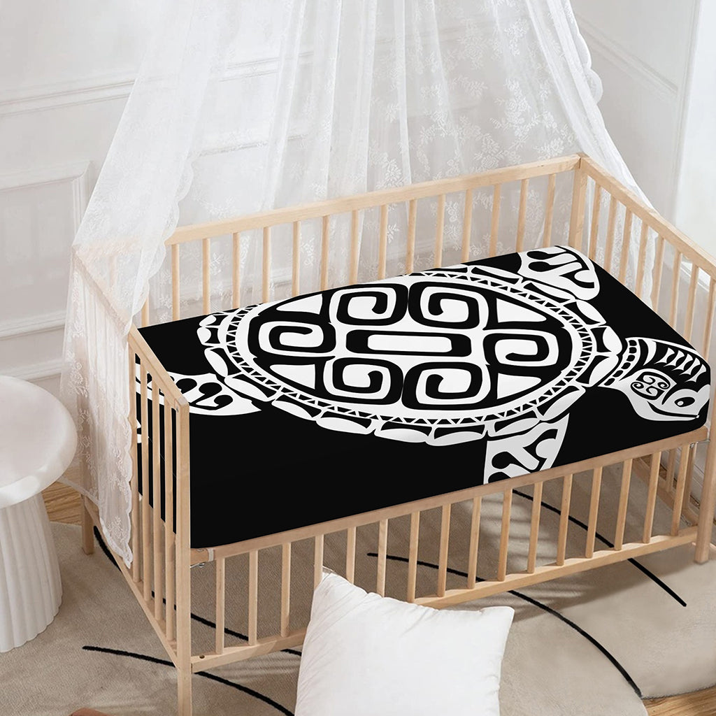 Black And White Maori Sea Turtle Print Baby Crib Sheet